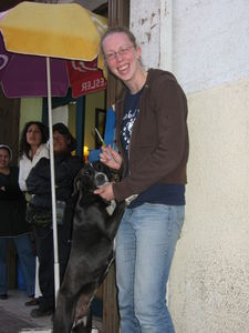 Emma ´wrangling´ Negra, the street dog