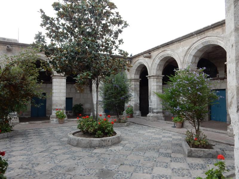 Cloister in Santa Caterina
