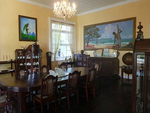 Dining room of colonial house