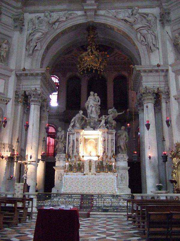 interior of SMaria delle Salute