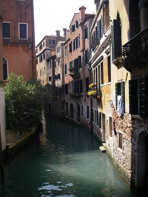 a side canal