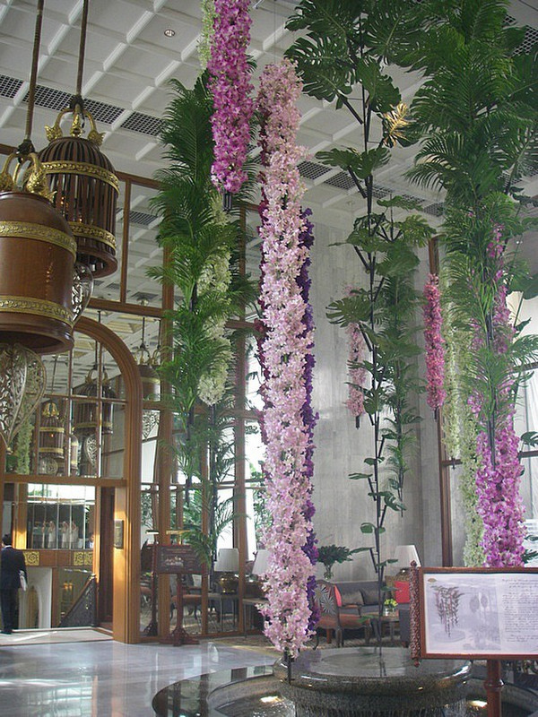 foyer of Oriental