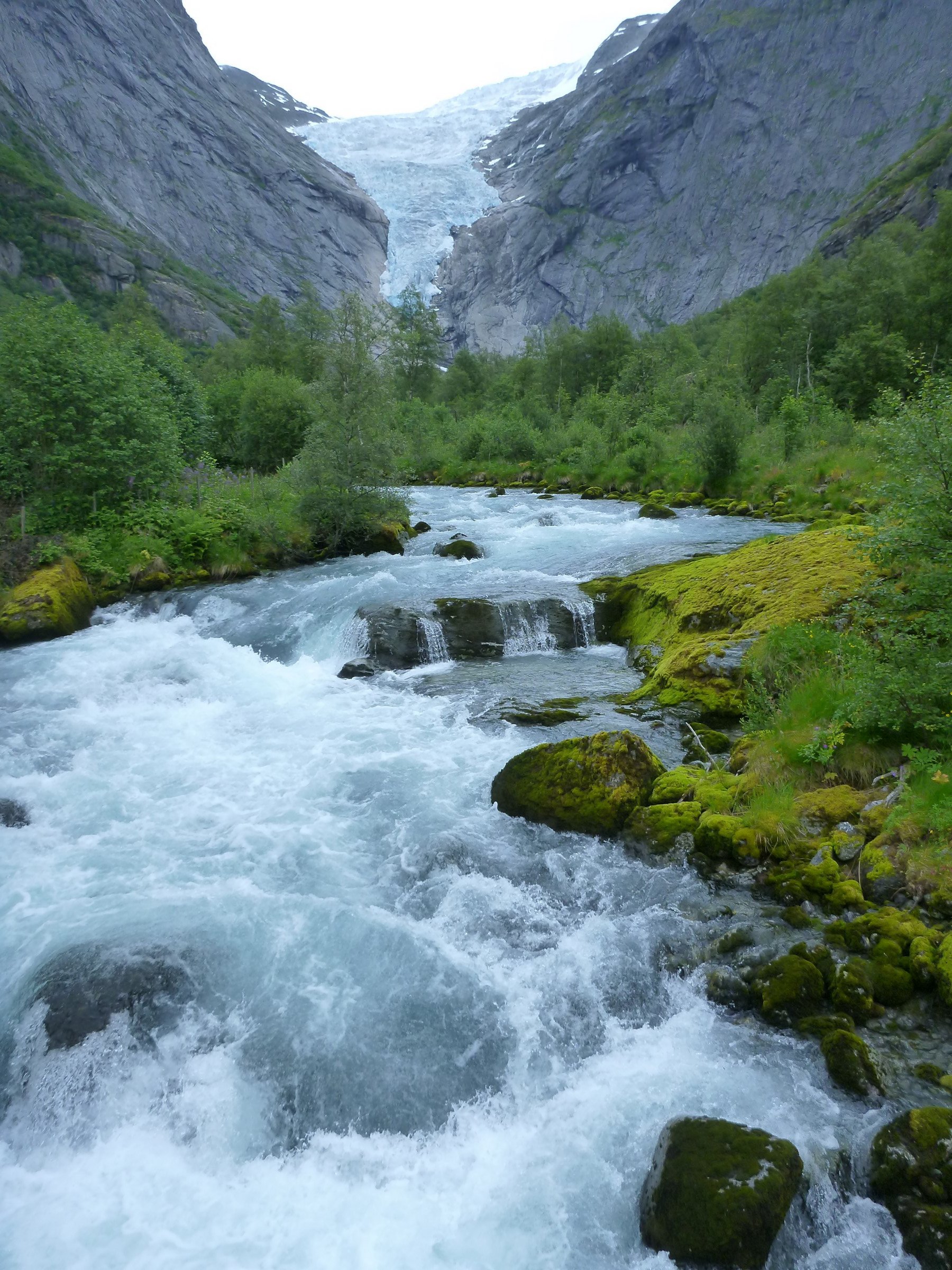 rushing-water-photo