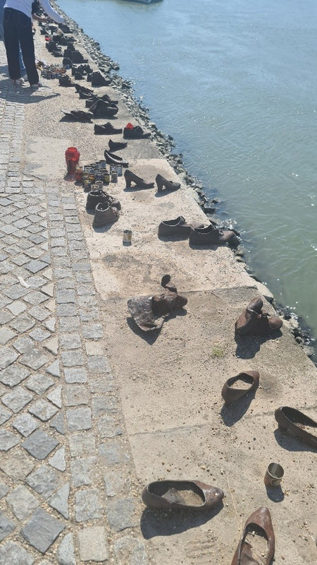 The shoes of the Danube