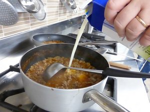 Adding milk at the end for the Ragu