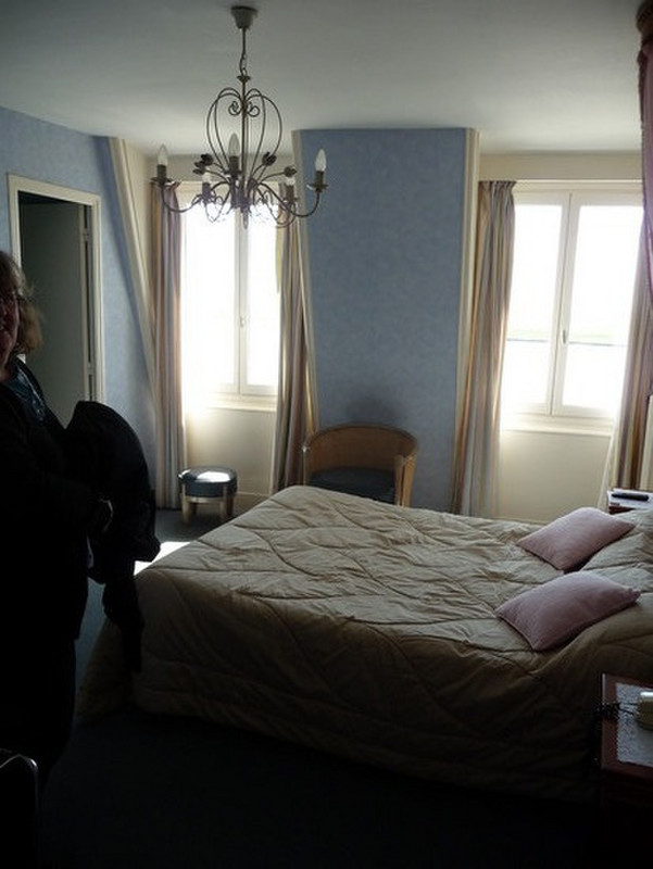 Brenda and Elizabeth&#39;s room- really cute!