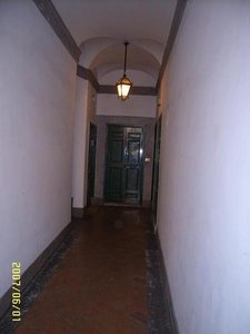 Inside the front door, view to apartment