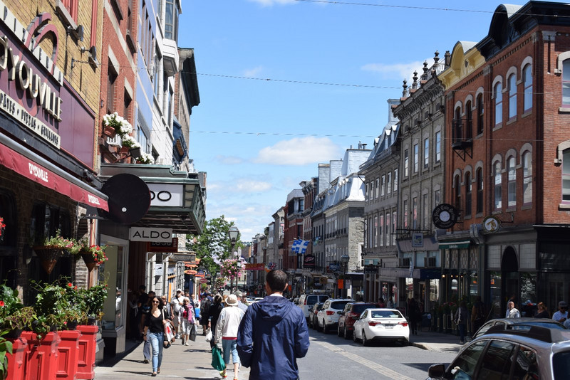 shopping in Quebec City