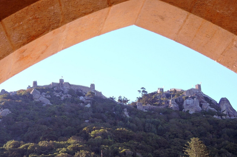 Castelo dos Mouros, as seen from Palace of Sintra
