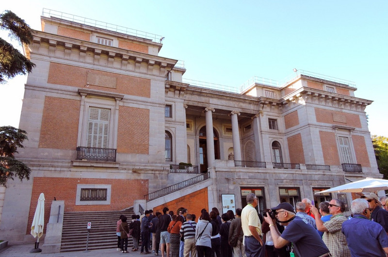Prado Museum with Tauck group waiting to enter