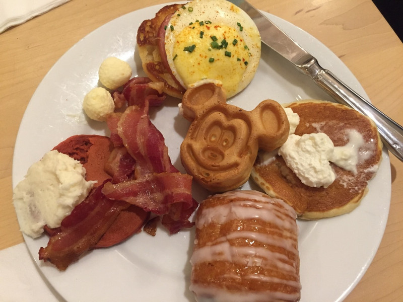 1900 Park Fare breakfast with Mickey waffles