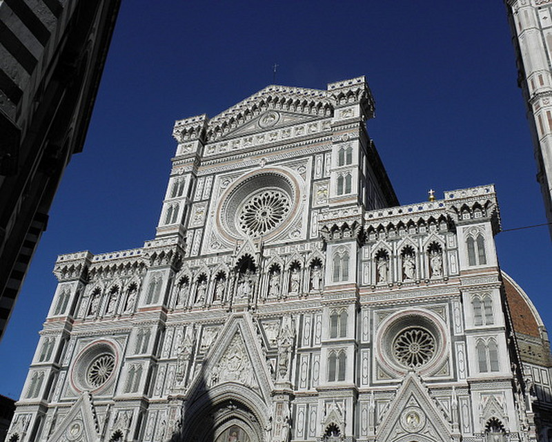 Duomo front ediface