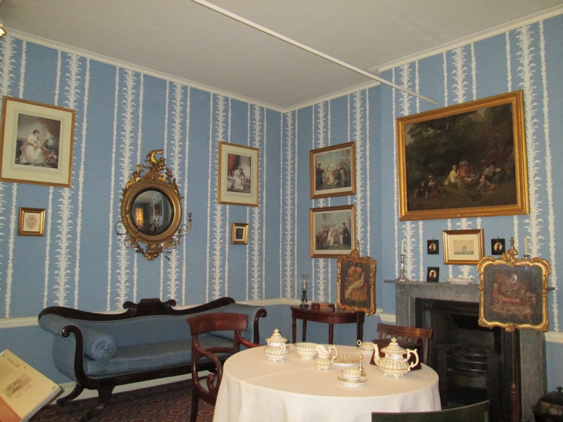 Drawing room of 1830