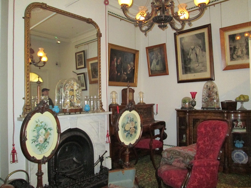 Drawing room of 1870