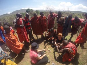 #Haggling at the Masai Village #MasaiMara ?? 