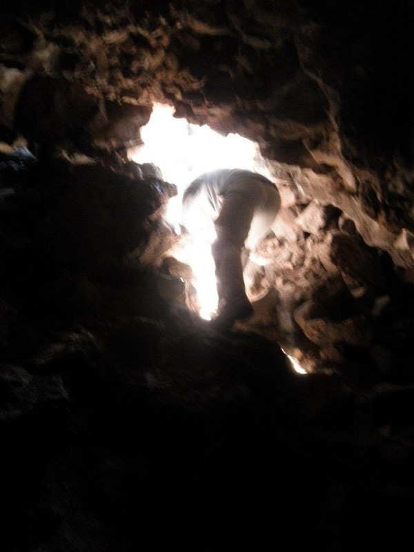 Indian Well Cave
