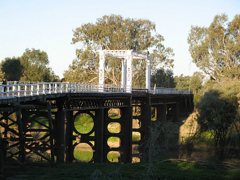 The Lift-Up Bridge at Bourke