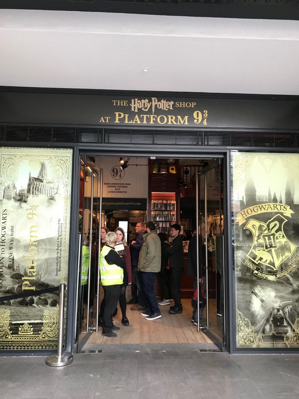 Harry Potter store inside Kings Cross Train Station