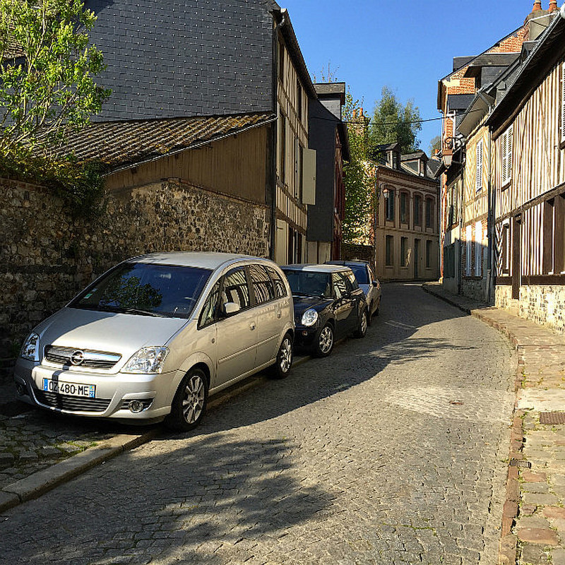 This is how they park in Honfleur