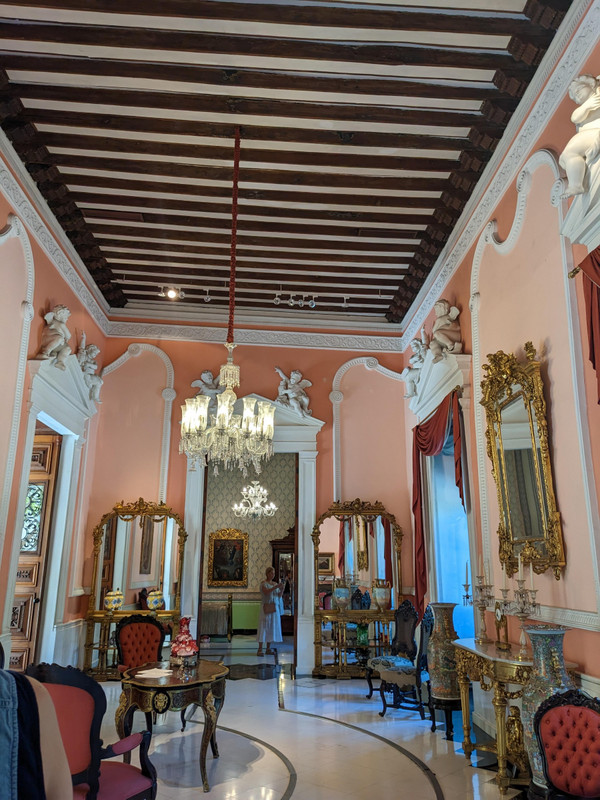 Inside the Casa de Montejo