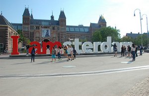 Rijksmuseum and now famous sign