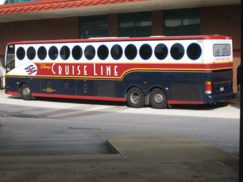 Day 17 - Cruise Line Bus