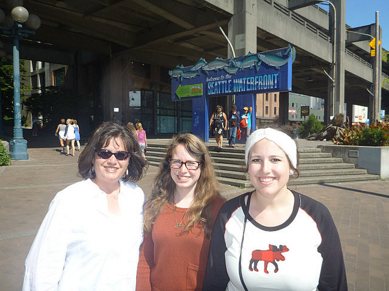 Nikki, Regan and Kesie on the Waterfront