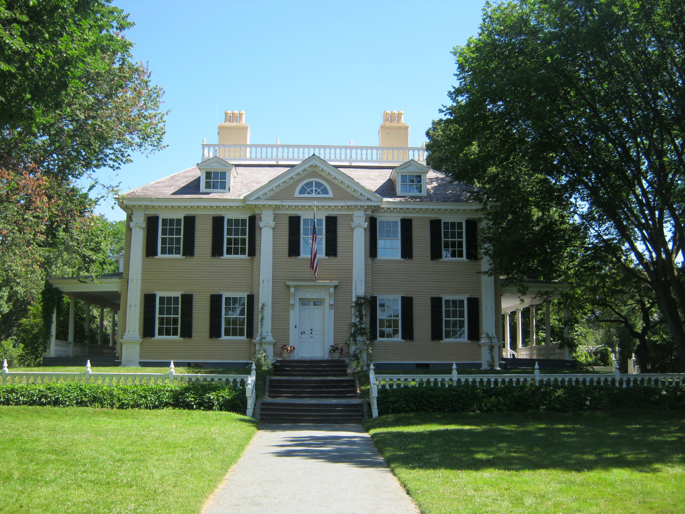 The Longfellow House-Washington's Headquarters | Photo