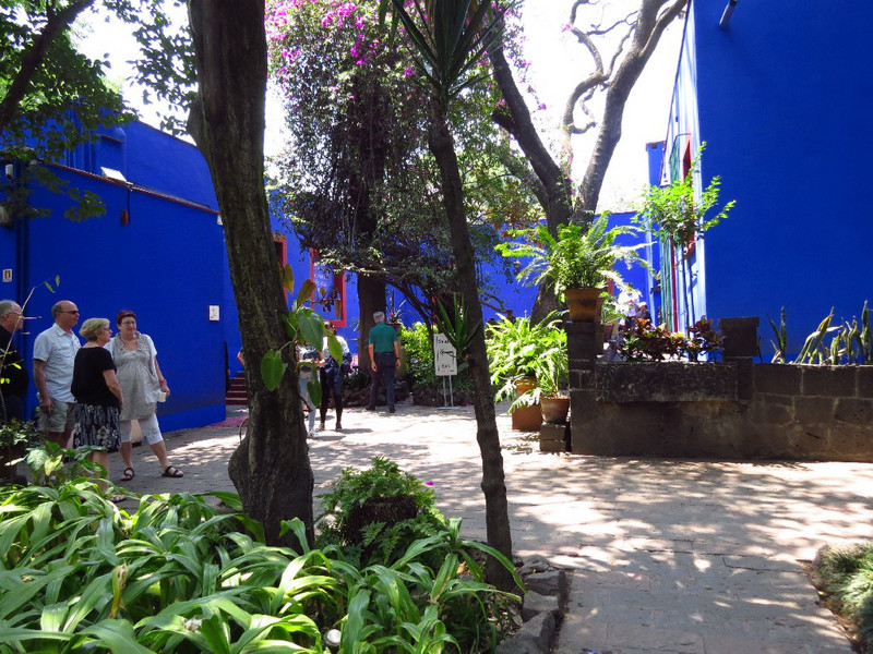 Museo Frida Kahlo in Blue House