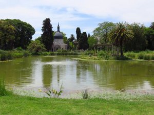 Park next to Botanical gardens