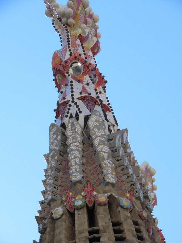 La Sagrada Familia - the christmas tree effect