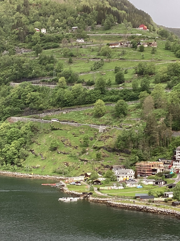 The zig zag road above Geiranger, where 342 guests were stuck!