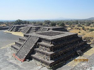 Another view of Teotihuacan