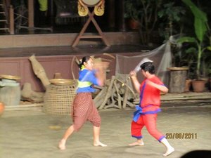 Thai fighting - women as skilled as men