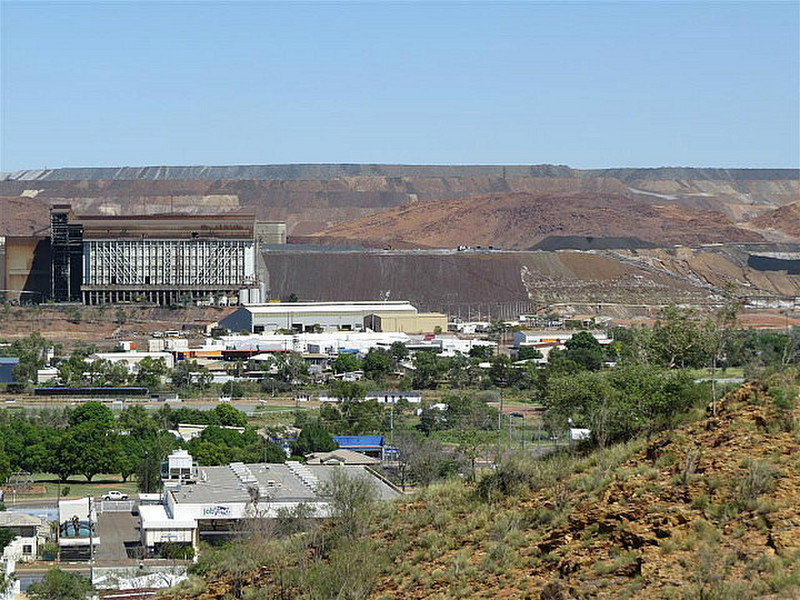Mt Isa Mine, opencast into distance,right and left
