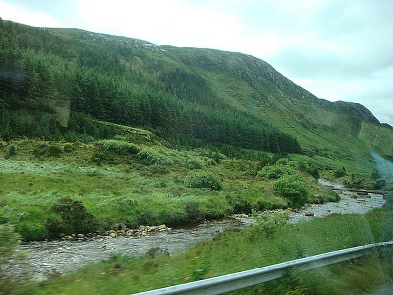 Derry/Londonderry to Donegal