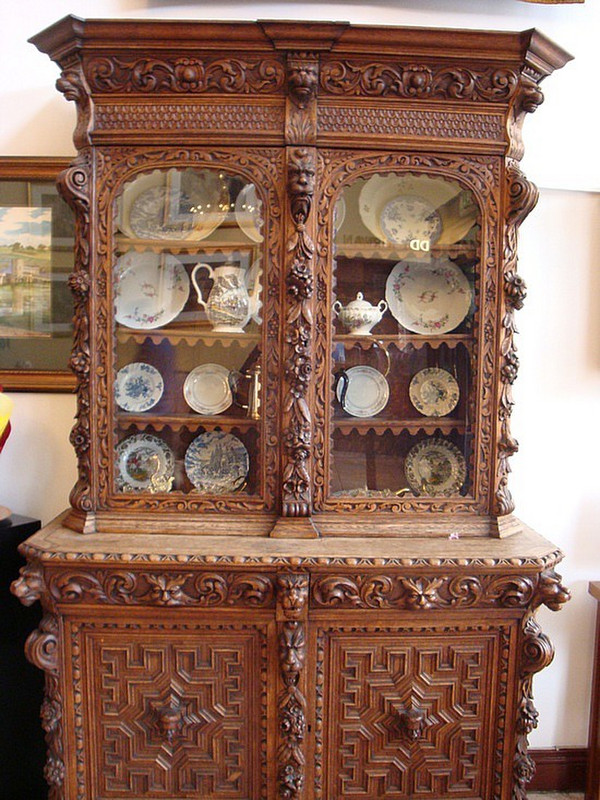 China cabinet in lobby of Dooley&#39;s Hotel 