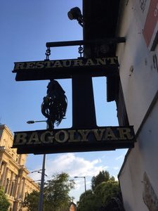 Bagolyvar Restaurant (4)