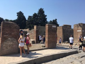 Pompeii (101)
