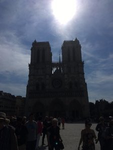 Notre Dame (85)