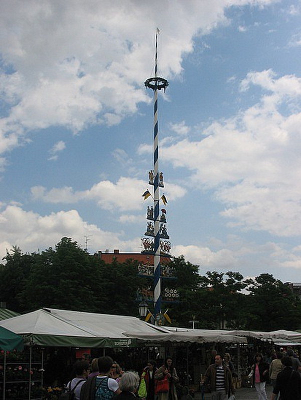 Market Maypole