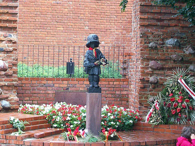 Memorial to Children Fighters in the Uprising