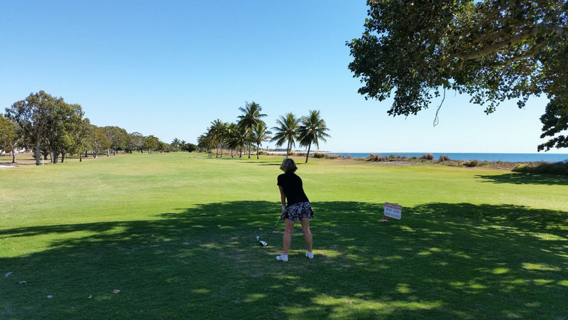 Bowen Golf Course - 1st Hole