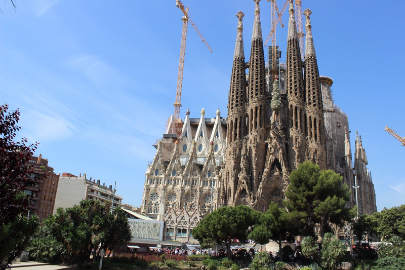 Gaudi&#39;s La Sagrada Familia