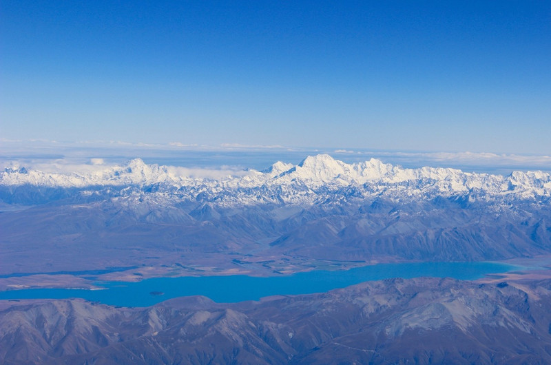 Flying from Christchurch to Queenstown