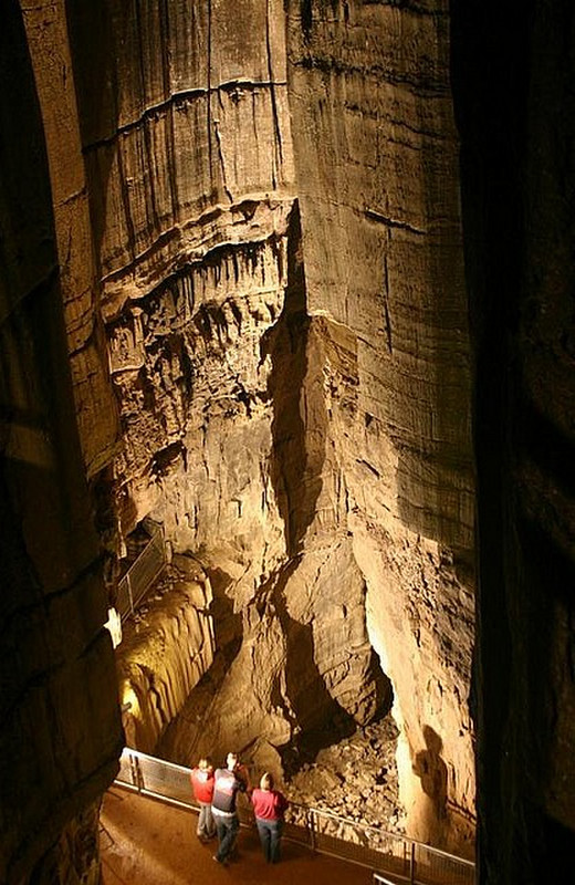 Mammoth Caves 2