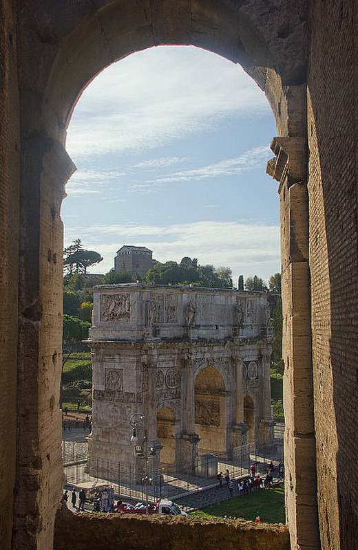 uno de los arcos romanos