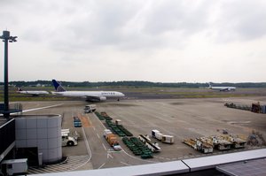 Narita ....Desfile de aviones