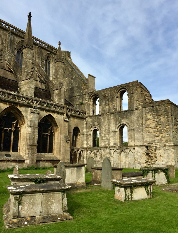Abbey ruins 