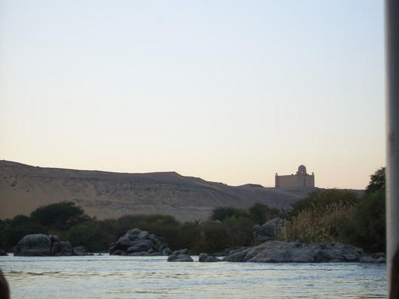 07 Buliding on the Nile